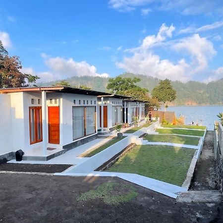 Batur Holiday Kubupenlokan Ngoại thất bức ảnh