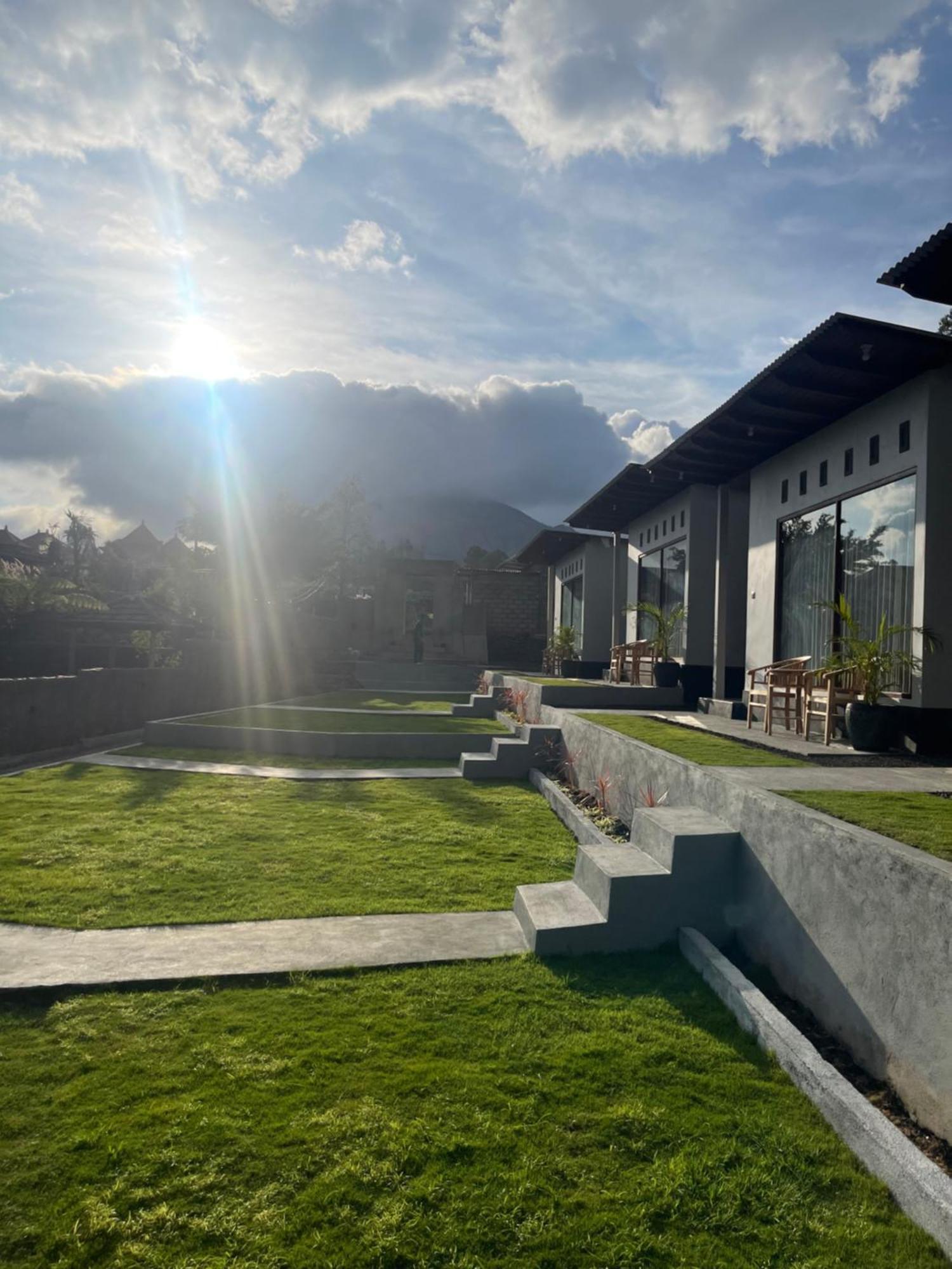 Batur Holiday Kubupenlokan Ngoại thất bức ảnh