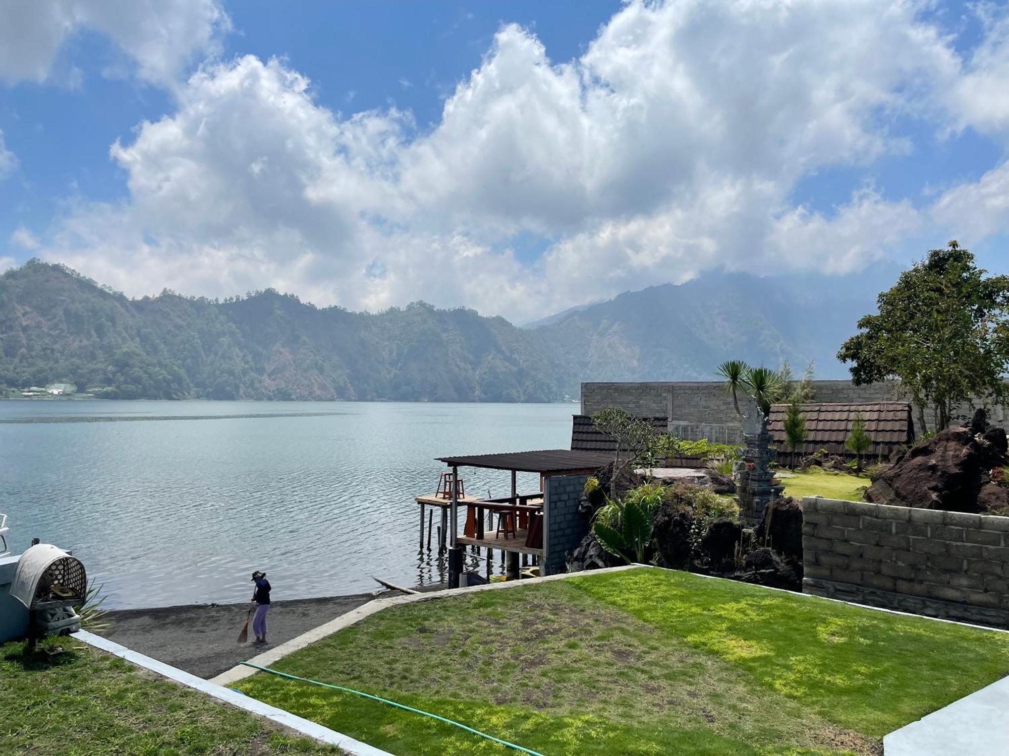 Batur Holiday Kubupenlokan Ngoại thất bức ảnh